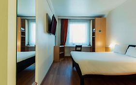 Ibis Barcelona Molins De Rei